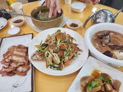 -鹏城人家海鲜酒家·23年老字号(较场尾店)
