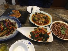 -六福烧烤酒馆(秦隆步行街店)