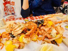 -The Crab Pot Seattle