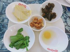 -桥香园过桥米线(国贸店)
