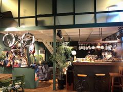 -出走咖啡·面包(宋庄店)