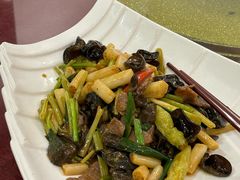 -东馆和天下特色餐饮(工农店)
