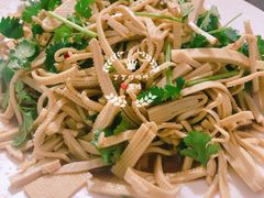 凉拌豆腐皮-老三烧烤(二环西路店)