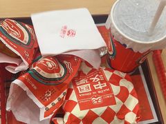 -塔斯汀中国汉堡(夏良地铁口店)