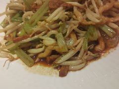 -闫府私房菜·老字号(恒隆店)