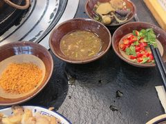 -阿山卓·野生菌火锅·纳西火塘烤肉