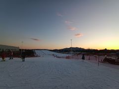 -华彬猛犸滑雪场