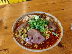 -谢老五跷脚牛肉·非遗传承店