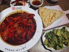-叶派龙虾•招牌香辣蟹·海鲜(中海国际店)