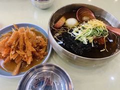 -服务大楼冷面(延大店)