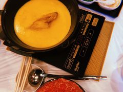 -鲜入围煮花胶鸡海鲜火锅