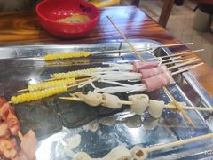 -哈尔滨小酒馆·鲜肉现穿自助烧烤(康新花园店)