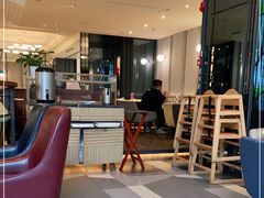 -港丽餐厅(高德置地店)