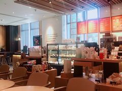 大堂-星巴克(汾阳路店)