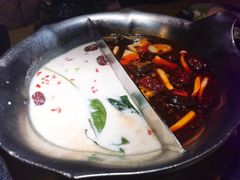 双拼鸳鸯锅-湊湊火锅·茶憩(上海合生汇店)