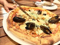 -城市大道红炉披萨烘焙坊