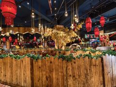 -老滇山寨•云南特色菜•地方菜•民族风情歌舞表演(金碧店)