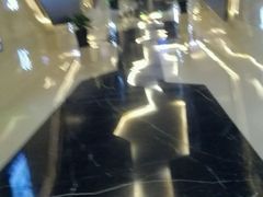 -英皇UA电影城(虹桥天地店)