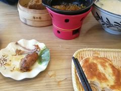 金丝烧饼夹牛肉-牛三哥洛阳牛肉汤(生态城店)