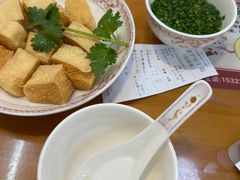 -正宗普宁豆干坊·洪记砂锅粥(红领巾路店)