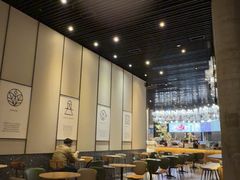 -星巴克臻选(湖滨道店)