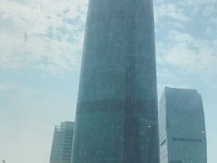 -广州周大福金融中心