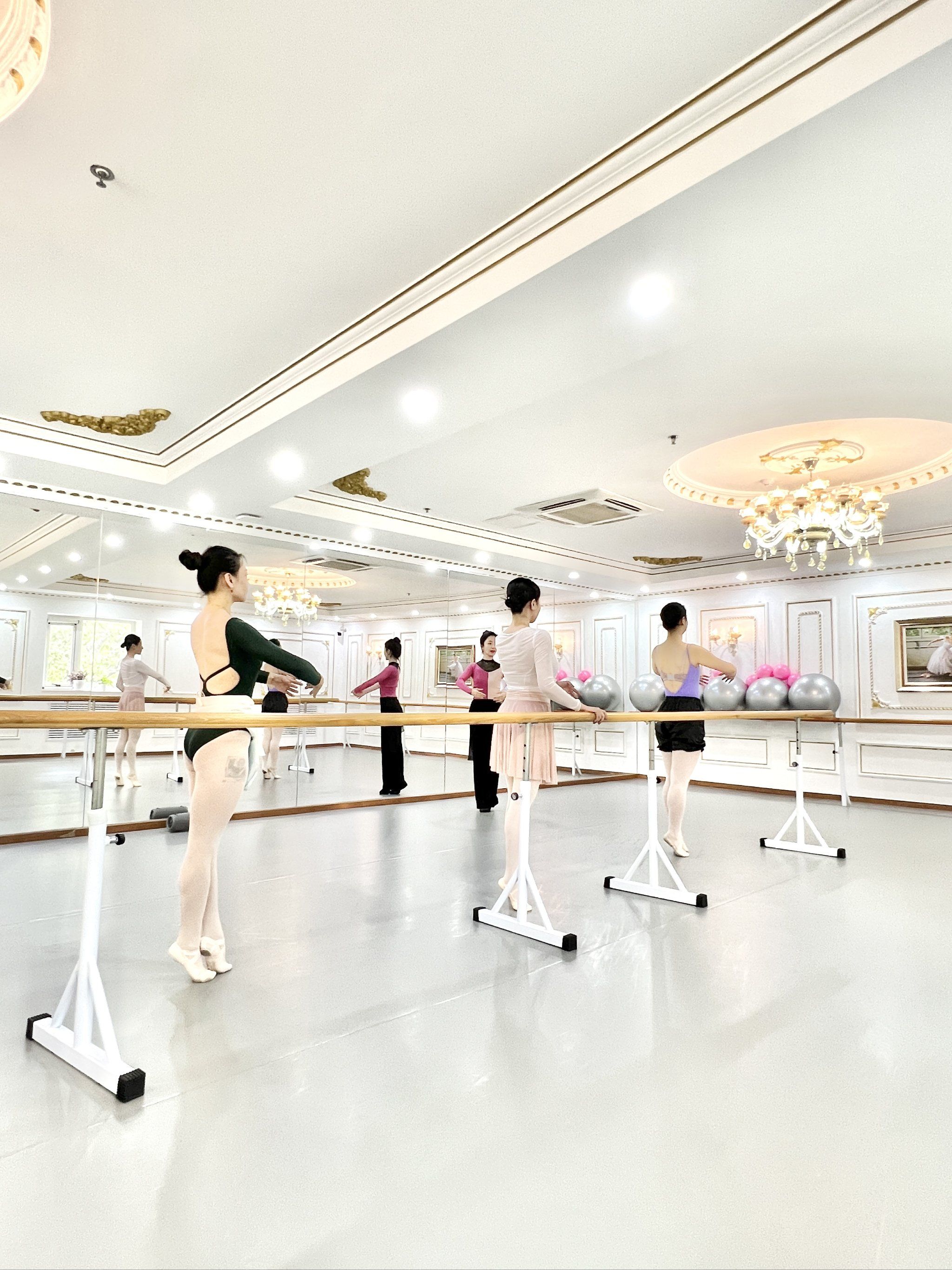 婉婷老师芭蕾舞课堂