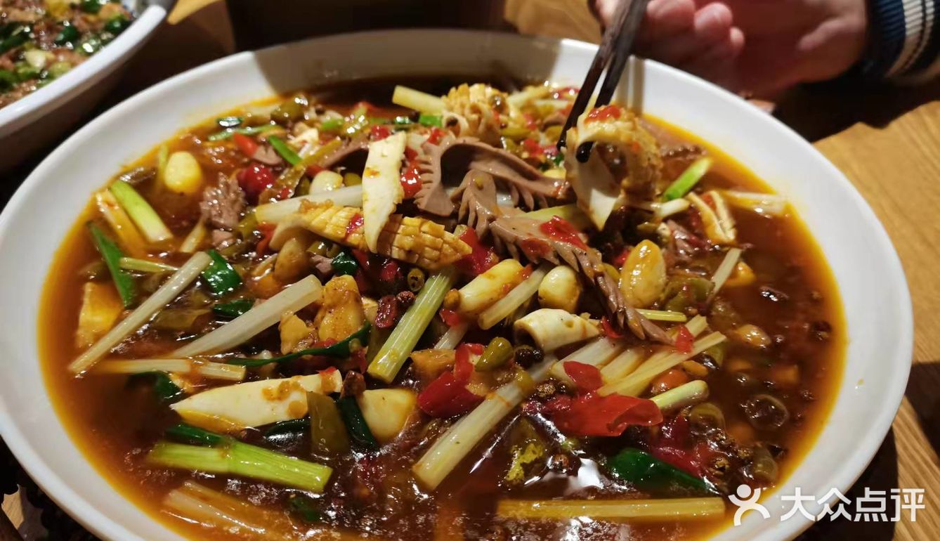 重庆丨红色的山城