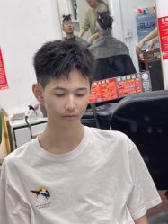 -乾健·烫染·接发SALON