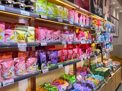 -良品铺子(长和国际店)