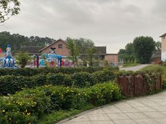 -多彩贵州城极地海洋世界