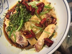 -云海肴·汽锅鸡·云南菜(天山百盛优客店)