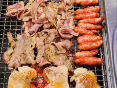 -马路牙子烧烤音乐酒馆(望京店)
