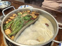 -亿诣蝎府炸酱面羊蝎子火锅(酷车小镇店)