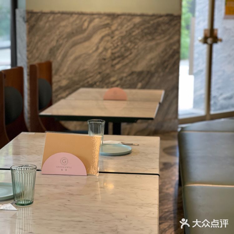 超适合情侣约会的餐厅 龙湖里一层 ️环境很棒