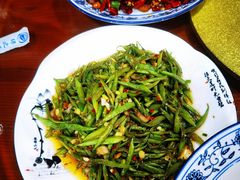 辣子鸡-椒香川流不息川菜馆(二七北路店)