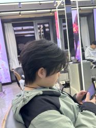 -藤野造型烫发染发