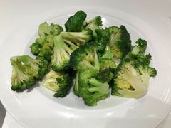 炒西蓝花-国际青年会议酒店-苏莱斯餐厅