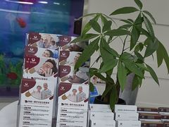 -雅悦齿科(顾村公园店)