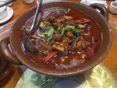 -临江餐馆二楼美食部落