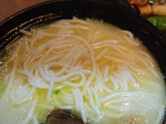 云南过桥米线-云海肴·汽锅鸡·云南菜(天津国金汇店)