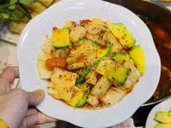 -犇鼎牛潮汕牛肉火锅(新辰里学清路店)