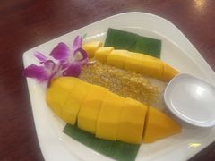 -Dang restaurant (patong phuket)