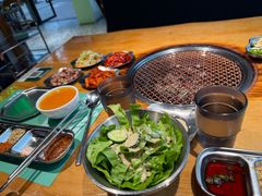 -唯成•韩国炭火烤肉 유성고기