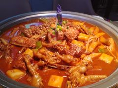 -徐记小怪兽肉蟹煲店(哈西万达金街店)