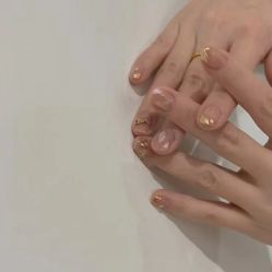 -悦指间美甲美睫