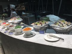 -广州塔卢特斯法国旋转餐厅