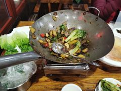 -老唐三下锅 ·张家界地标美食(溪布街店)