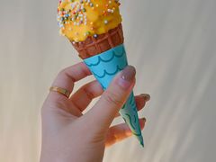 -星巴克(济南美莲广场店)