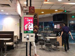 -麦当劳(湖光北街店)
